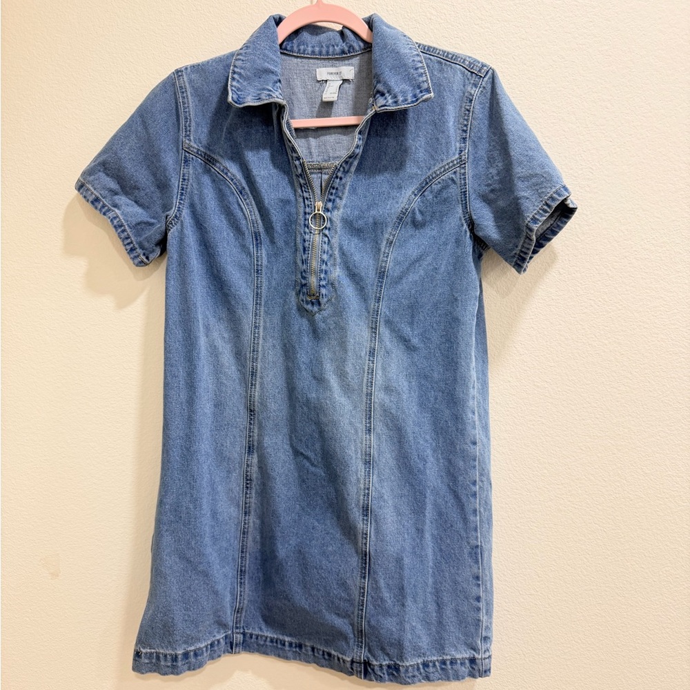 Forever 21 Denim Short Sleeve Dress